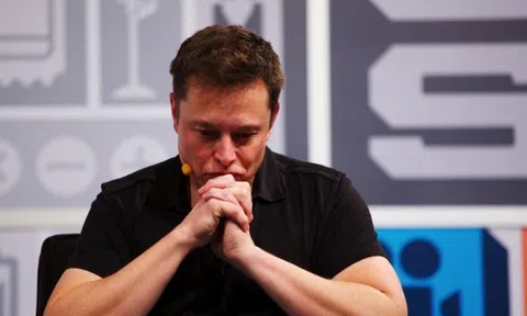 Tesla sắp bị BYD vượt mặt: Chỉ còn đúng 3.000 chiếc xe điện nữa là Elon Musk sẽ mất ngôi vương