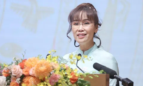 Bà Nguyễn Thị Phương Thảo: "Muốn trở thành triệu phú thì đầu tiên làm tỷ phú, rồi đầu tư vào một hãng hàng không"